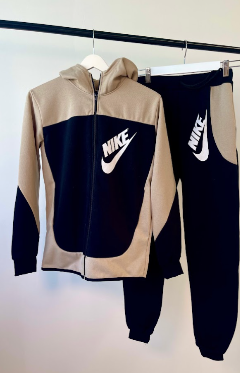 CONJUNTO NIKE